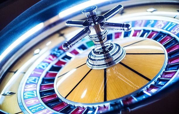 gbowin login live casino tables on mobile showing blackjack and roulette options